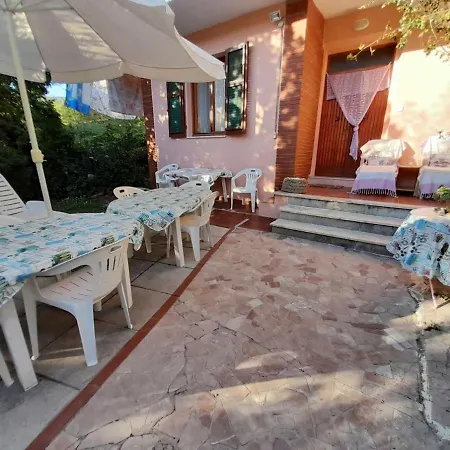 Apartment Oasi La Bouganville